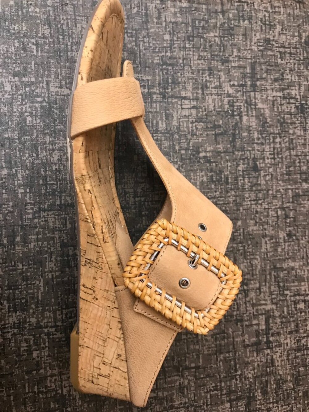 Donald Pliner Vine Wedge Sandals 8.5 Sand Nubuck NWT - Picture 7 of 8
